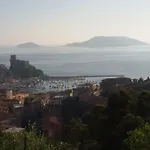 Il Golfo E I Limoni 아파트 *