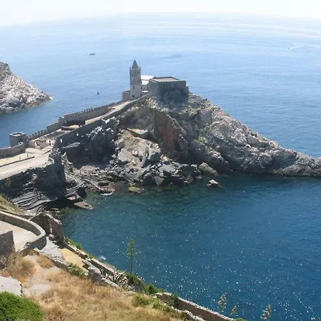 Il Golfo E I Limoni Apartment *