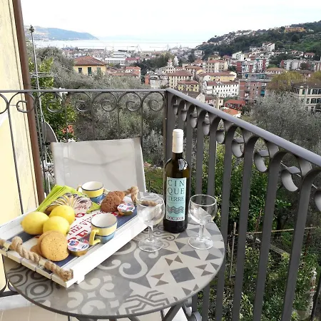 Il Golfo E I Limoni شقة *